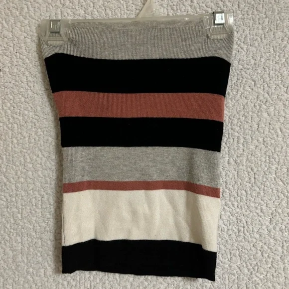 🩷Dynamite Tube Top - Picture 2 of 10